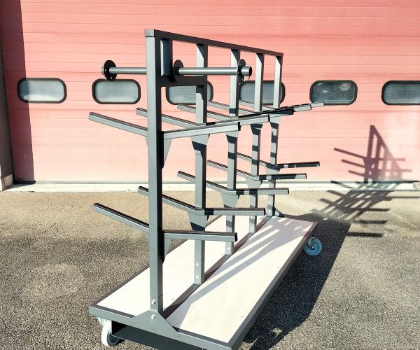 Chariot à bras porte tubes de face