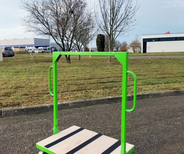 Chariot démontable porte-panneaux